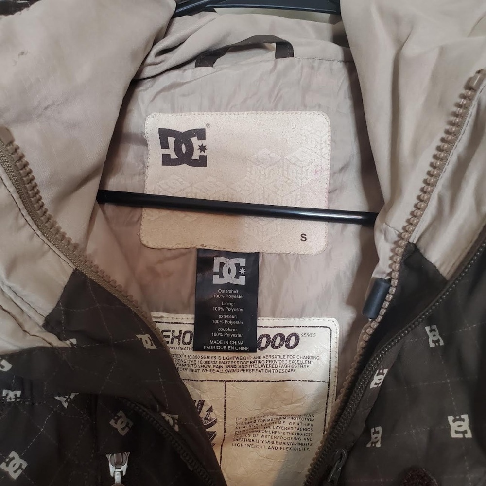 Vintage DC Exotex 5000 Jacket Unisex Size: S; AOP Brown; Many Pockets Gaiter Y2K - Picture 4 of 10